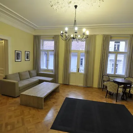 Apartment Liliova *
