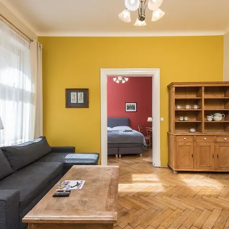 Liliova Apartment *